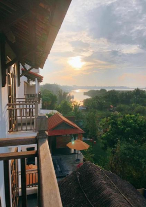 Calm House Hotel Hoi An